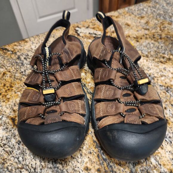 Keen Brown Outdoor Sandals 8.5 US Mens hiking Trail Water Leather Shoes Sandals main image 8